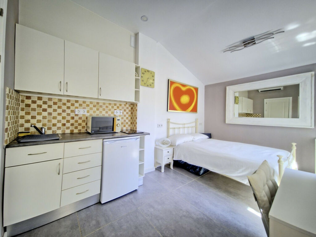 Townhouse Nueva Andalucía Málaga - image 15