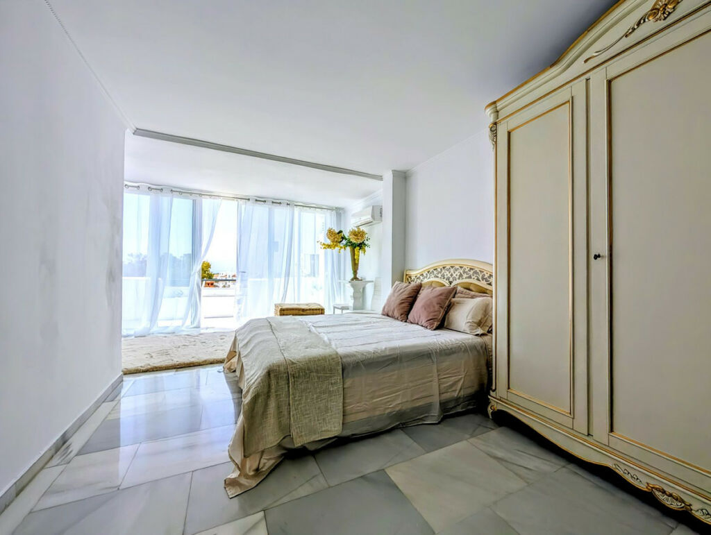 Townhouse Atalaya Málaga - image 15