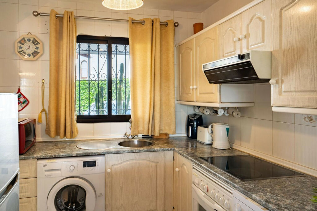 Duplex Calahonda Málaga - image 15