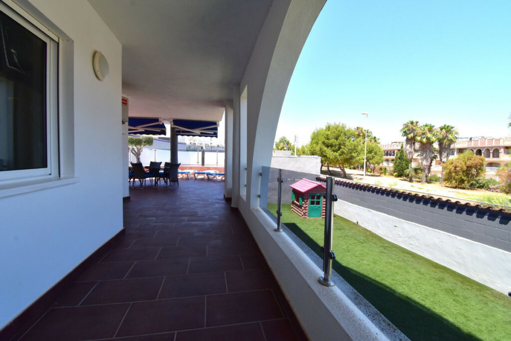 Ground Floor Apartment Villamartin Alicante - image 15