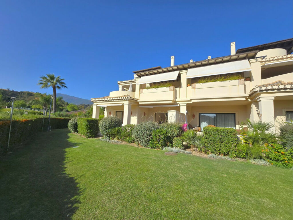 Ground Floor Apartment Benahavís Málaga - image 15