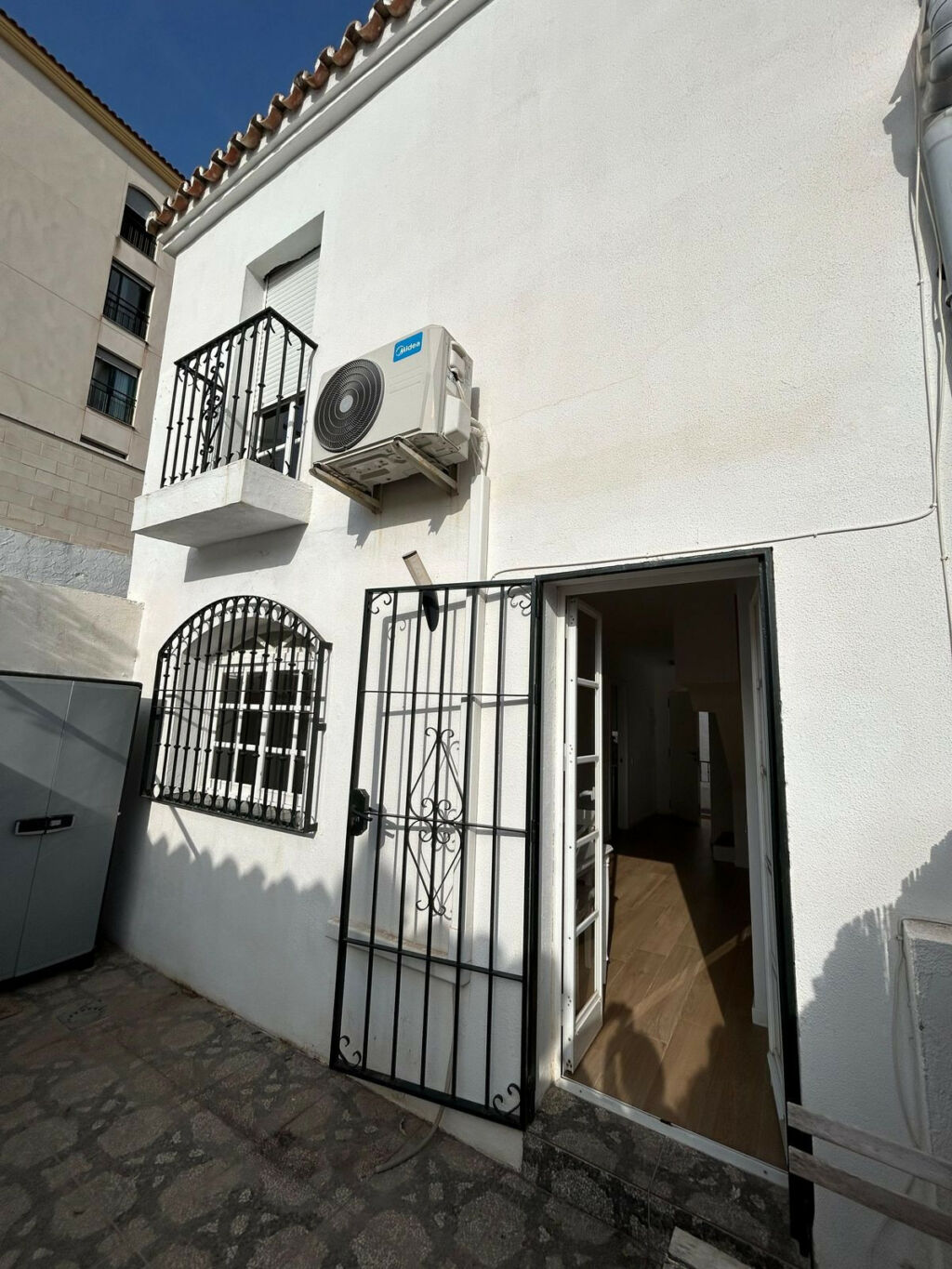 Townhouse Torrequebrada Málaga - image 15