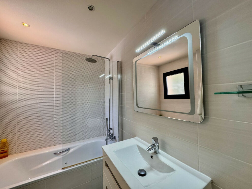 Penthouse Puerto de Cabopino Málaga - image 15
