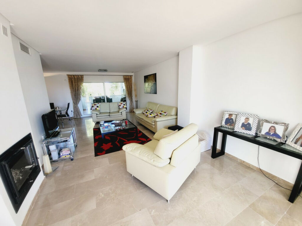 Middle Floor Apartment Miraflores Málaga - image 15