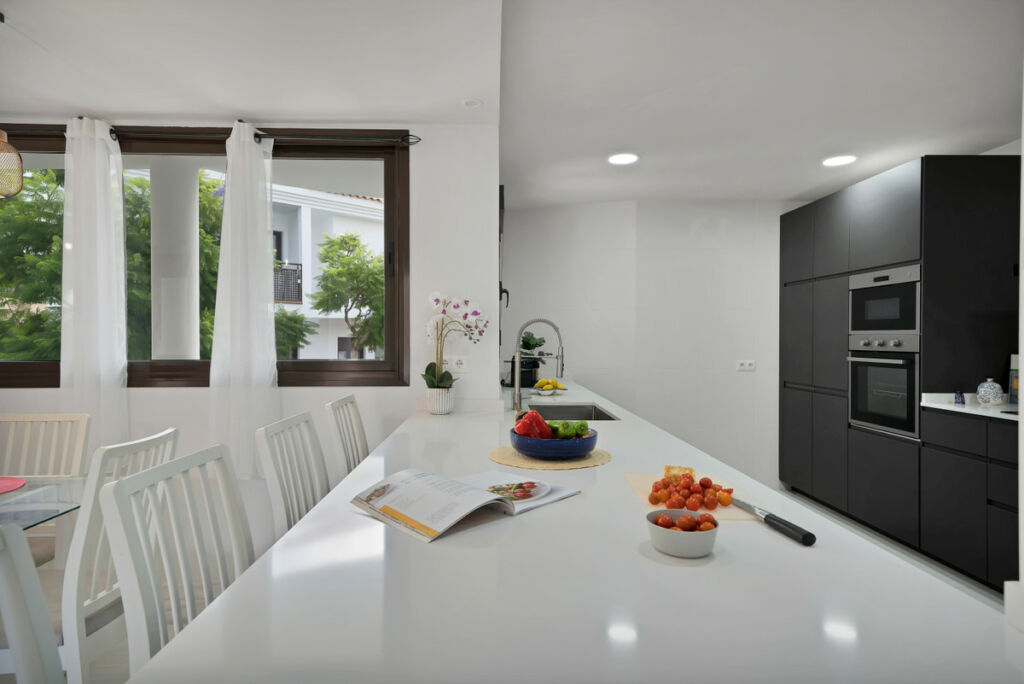 Detached Villa Riviera del Sol Málaga - image 15