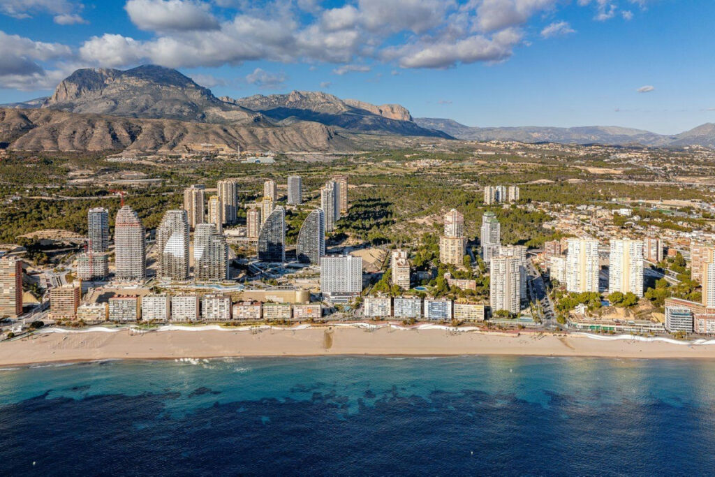 Middle Floor Apartment Benidorm Alicante - image 15