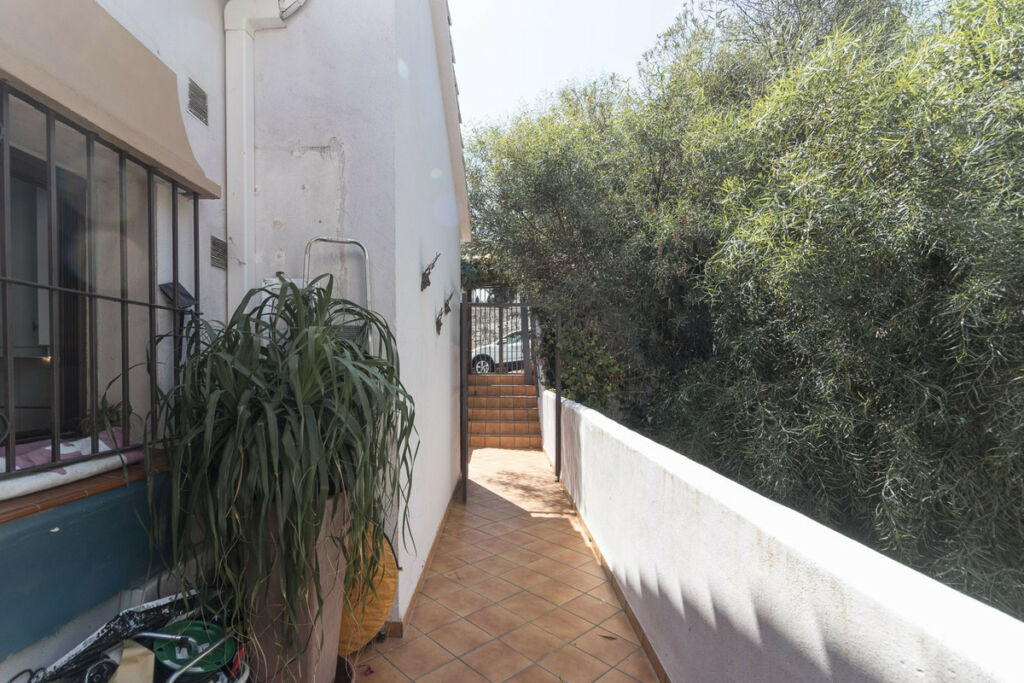 Detached Villa El Rosario Málaga - image 15