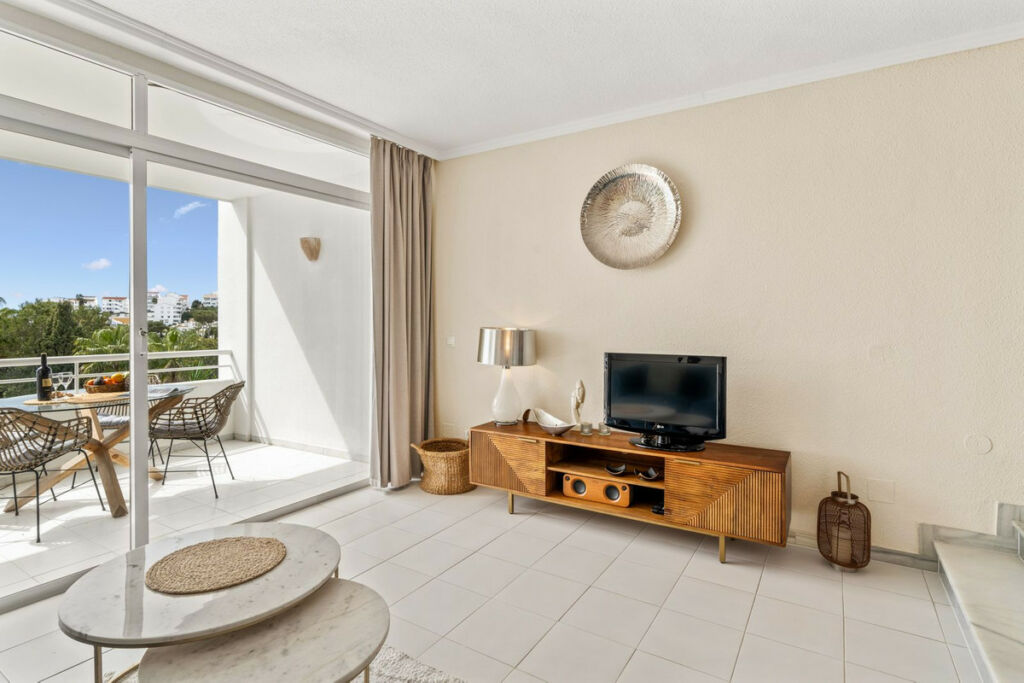 Middle Floor Apartment Riviera del Sol Málaga - image 15