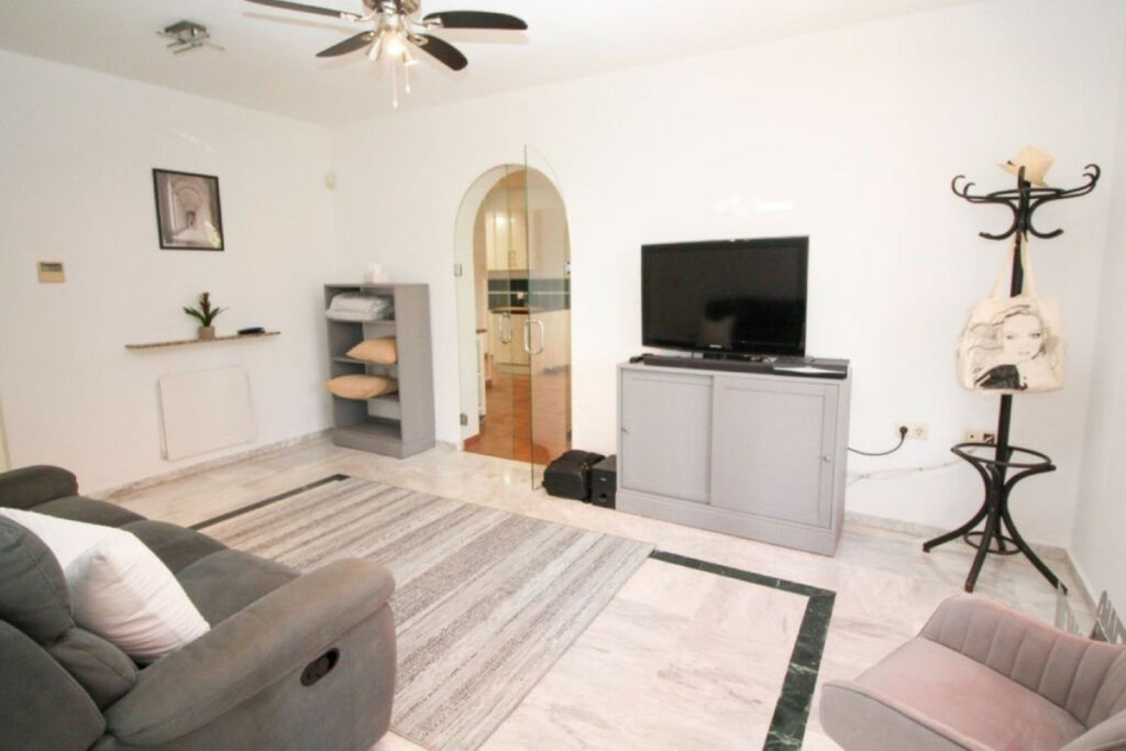 Ground Floor Apartment Miraflores Málaga - image 15