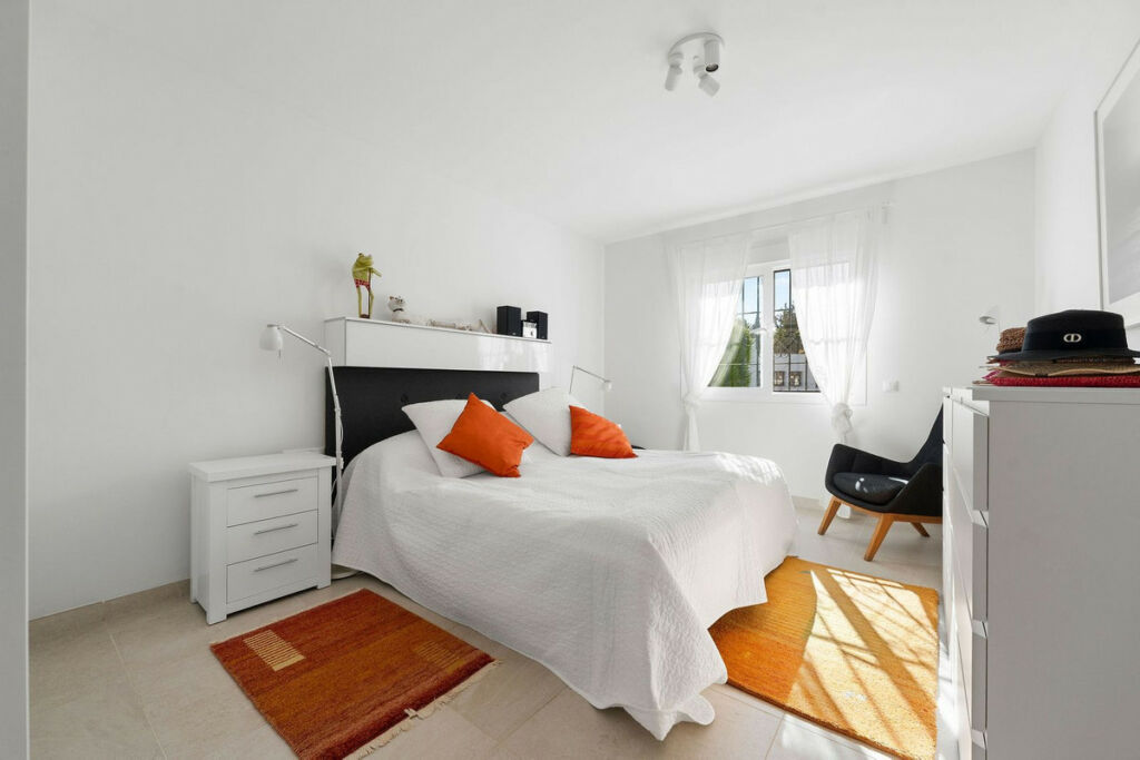 Ground Floor Apartment Nueva Andalucía Málaga - image 15