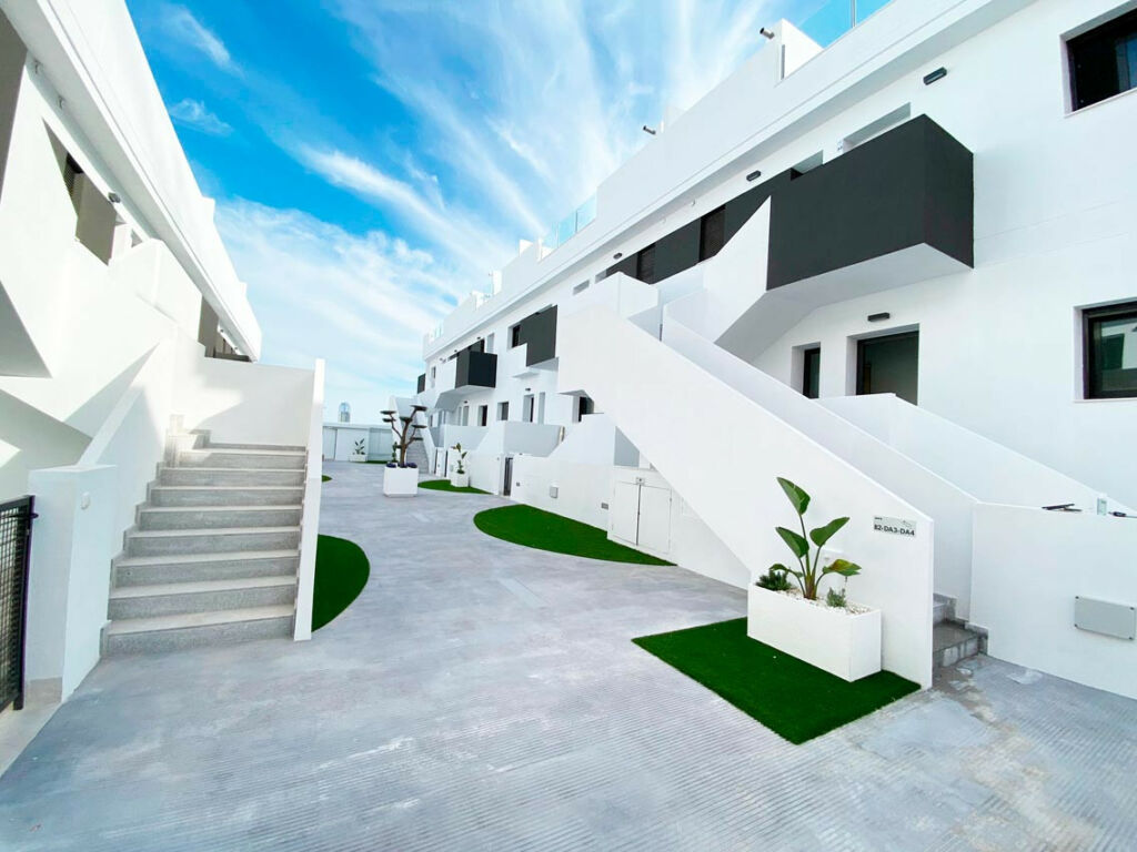 Townhouse Los Balcones Alicante - image 15