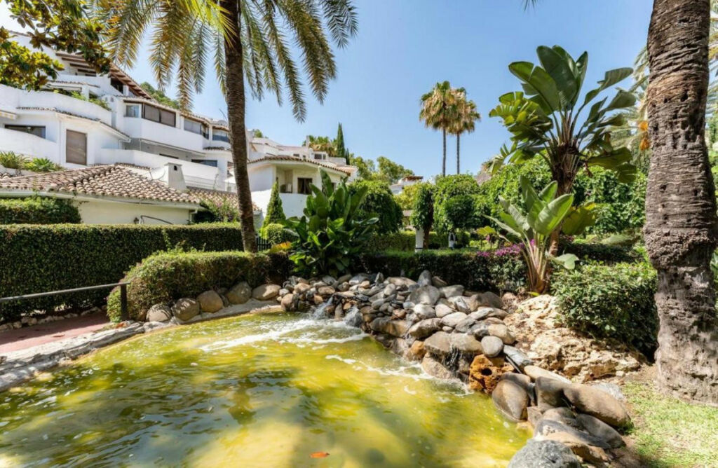 Middle Floor Apartment Marbella Málaga - image 15