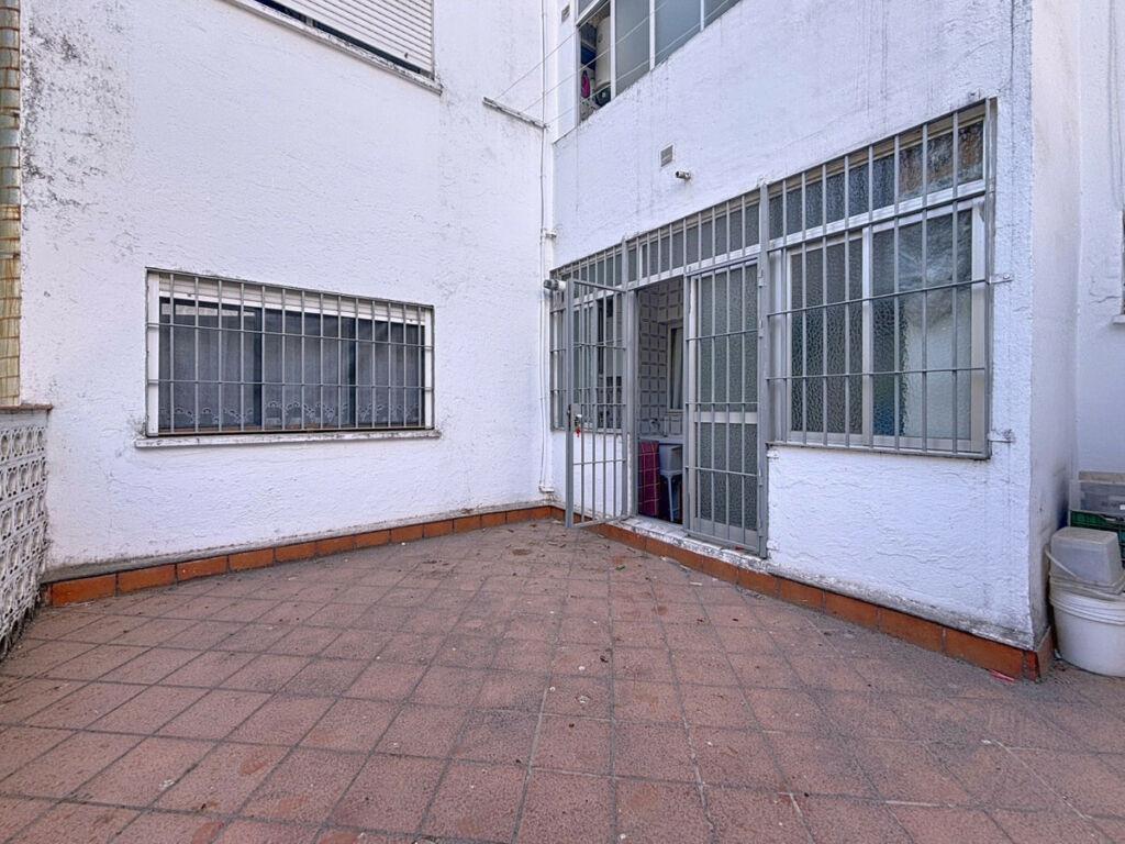 Middle Floor Apartment Torre del Mar Málaga - image 15