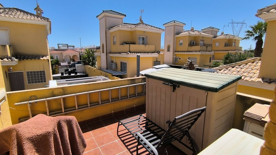 Detached Villa Algorfa Alicante - image 15