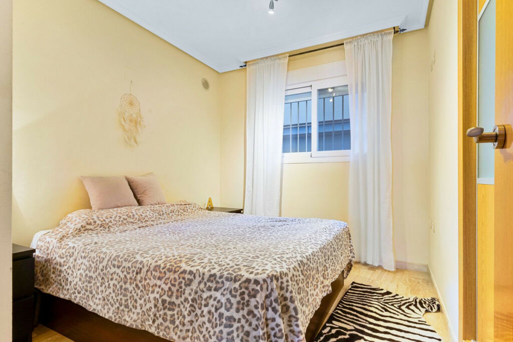 Ground Floor Apartment Benalmadena Málaga - image 15