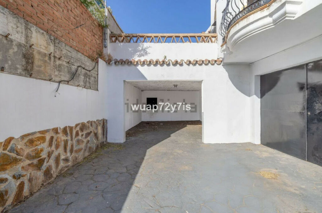 Detached Villa Benalmadena Málaga - image 15