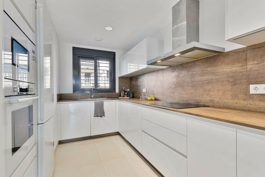 Townhouse Fuengirola Málaga - image 11