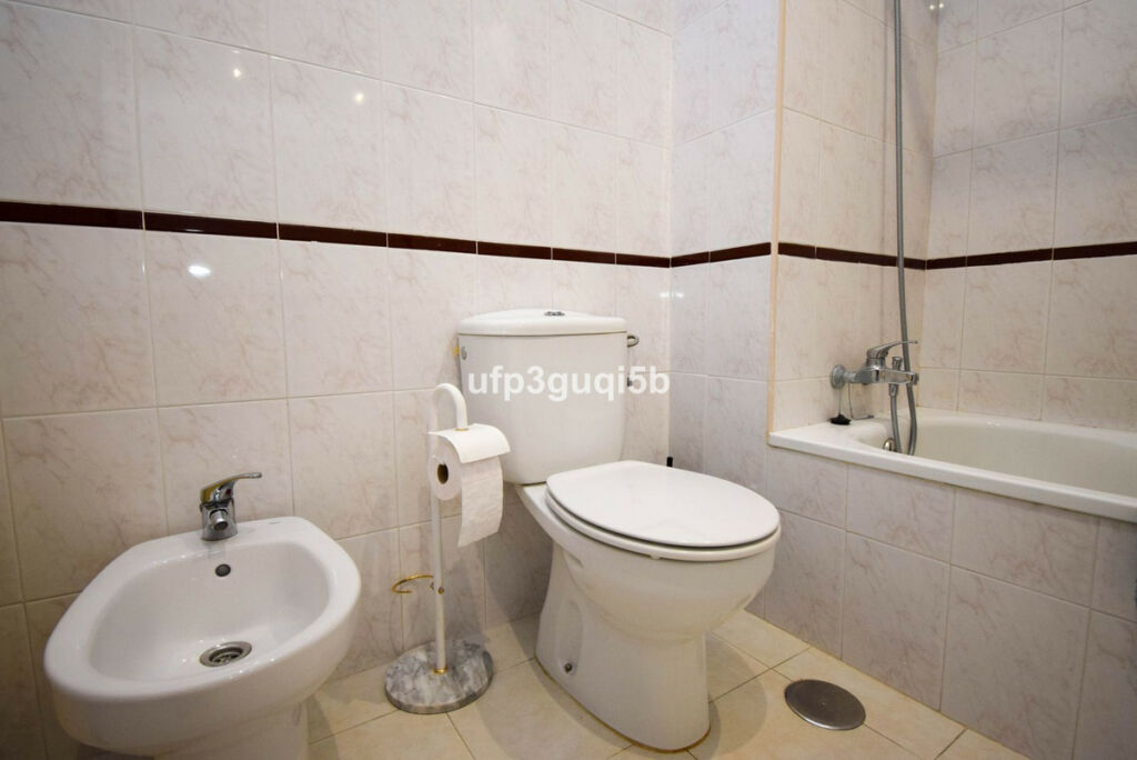 Top Floor Apartment Torrequebrada Málaga - image 15