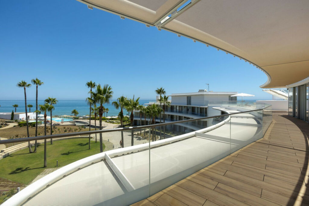 Penthouse Estepona Málaga - image 15