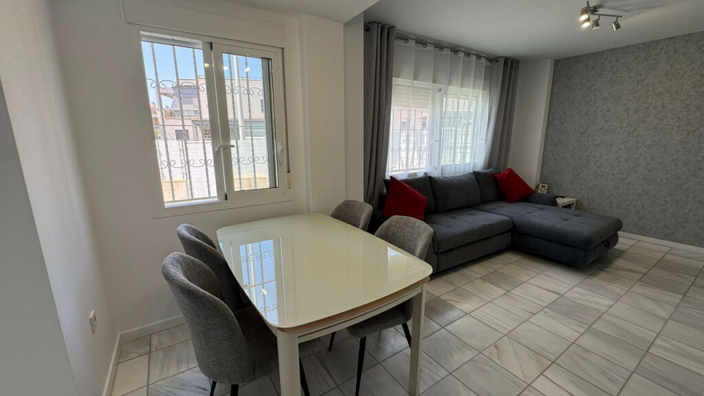 Semi-Detached House Torrevieja Alicante - image 15
