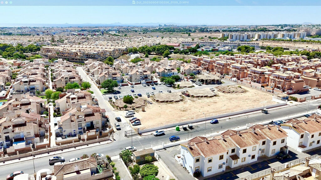 Ground Floor Apartment Playa Flamenca Alicante - image 15