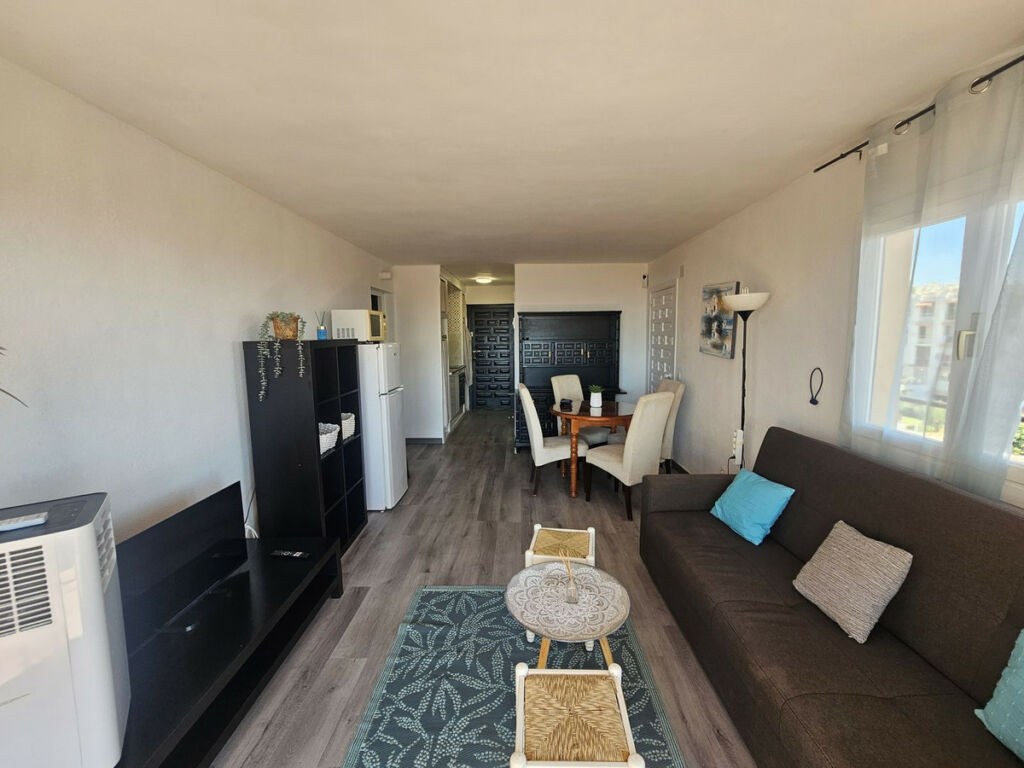 Middle Floor Apartment Calypso Málaga - image 15