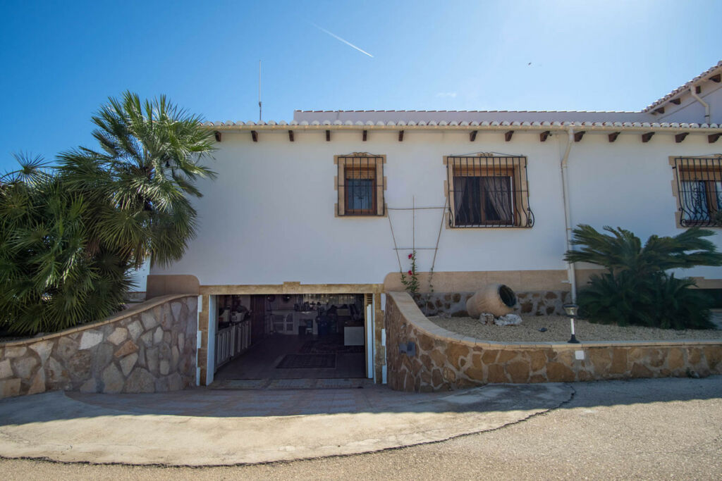 Detached Villa Denia Alicante - image 15