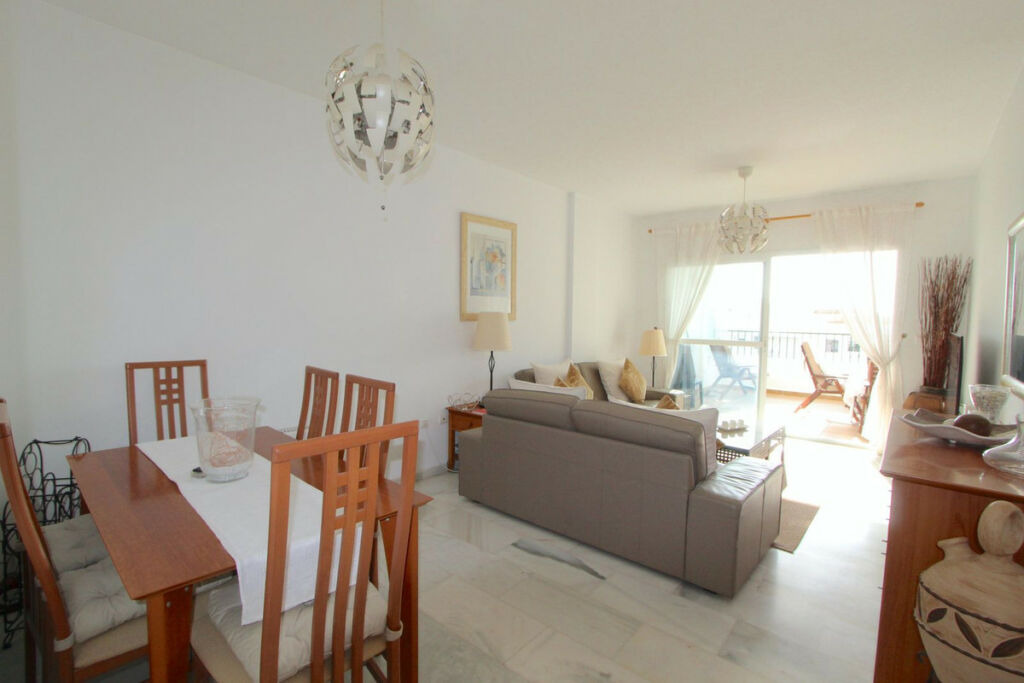 Middle Floor Apartment Miraflores Málaga - image 15