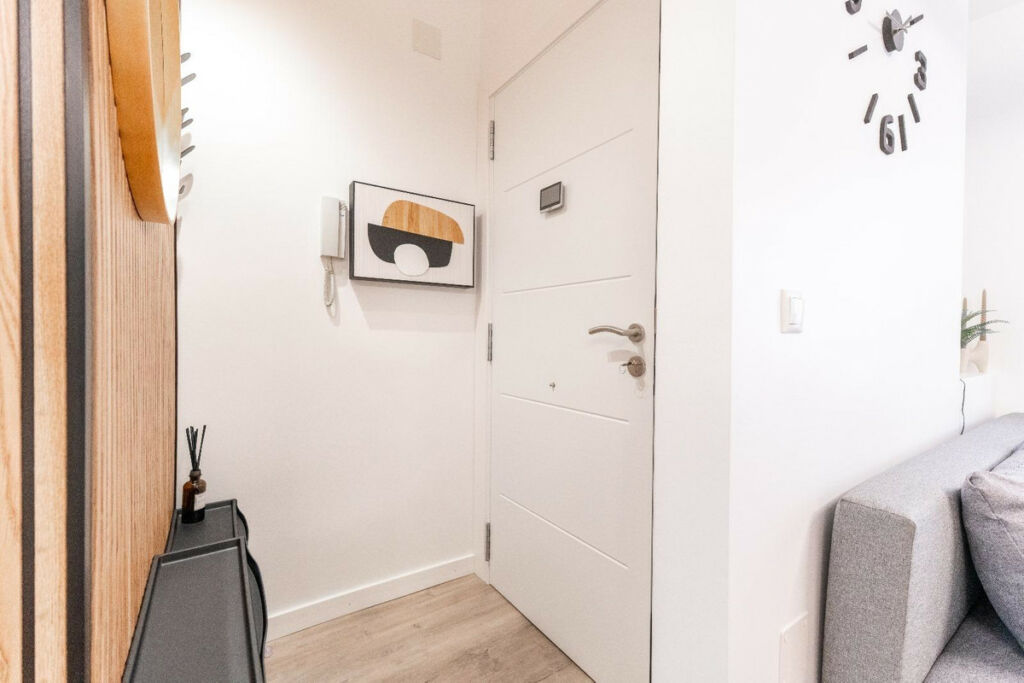 Middle Floor Apartment Torrevieja Alicante - image 15