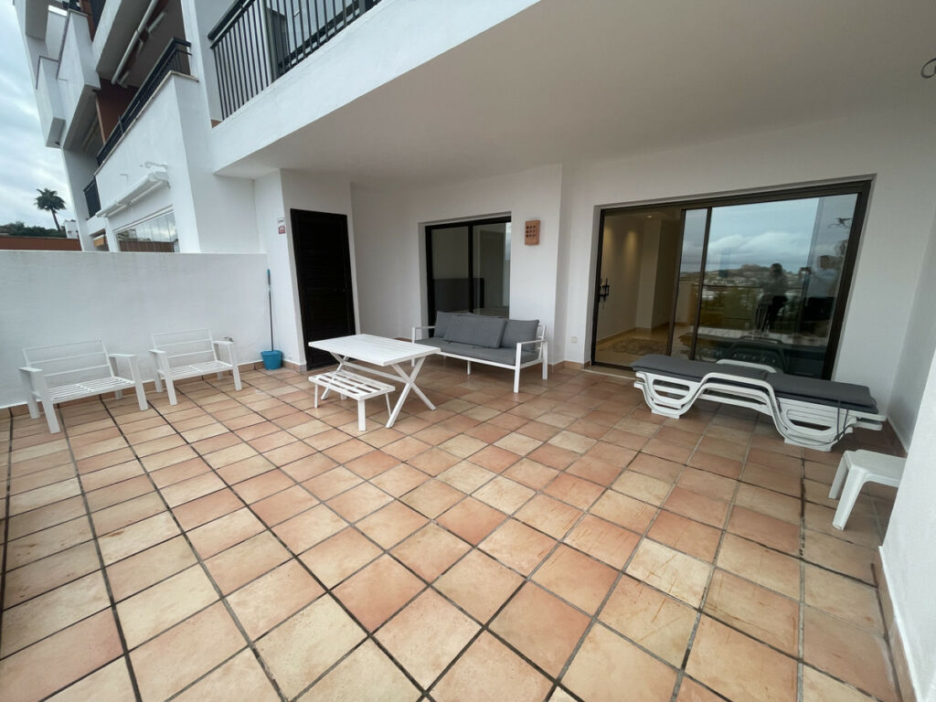 Middle Floor Apartment La Quinta Málaga - image 15