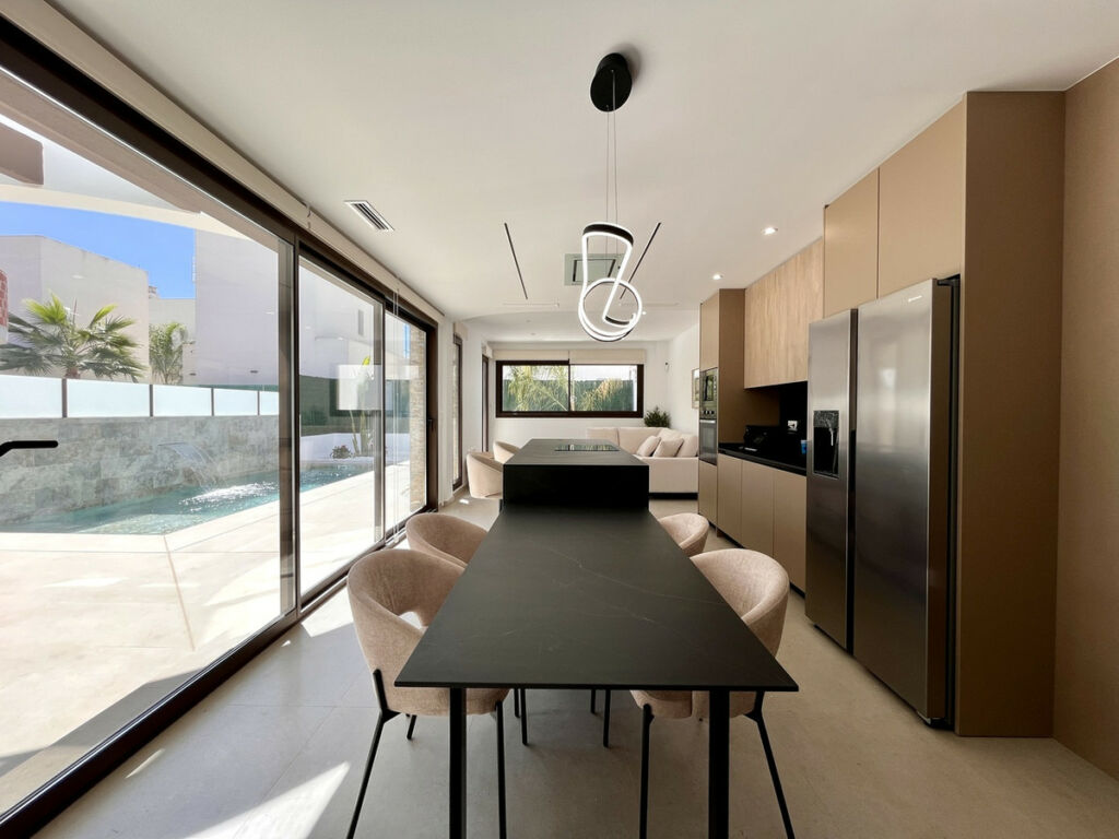 Detached Villa Rojales Alicante - image 15