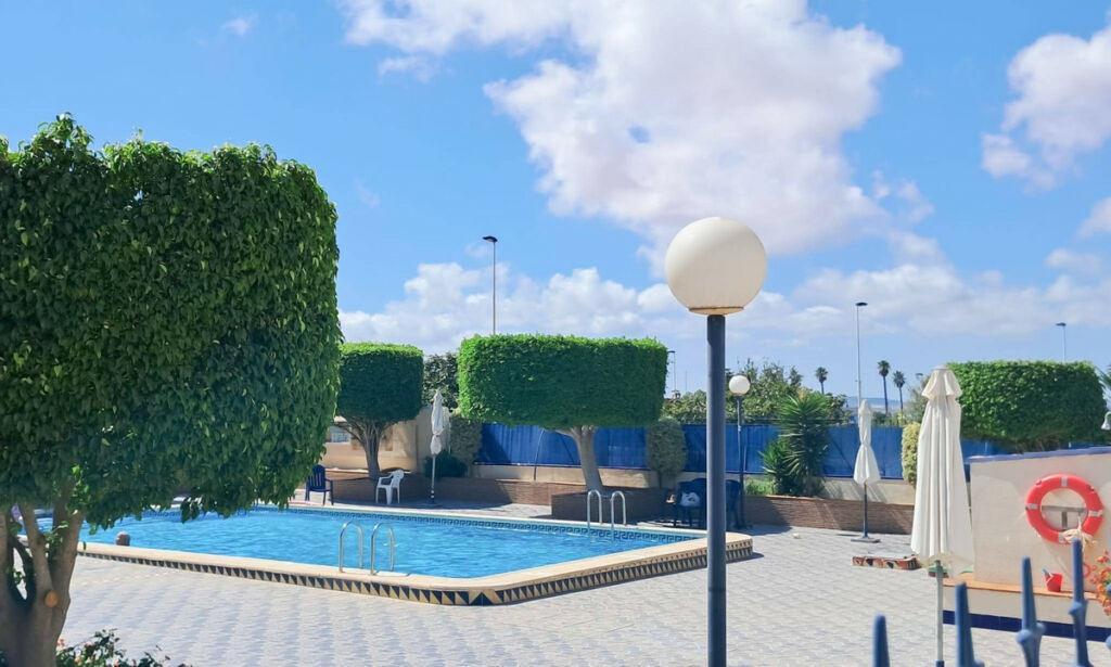 Penthouse Torrevieja Alicante - image 15