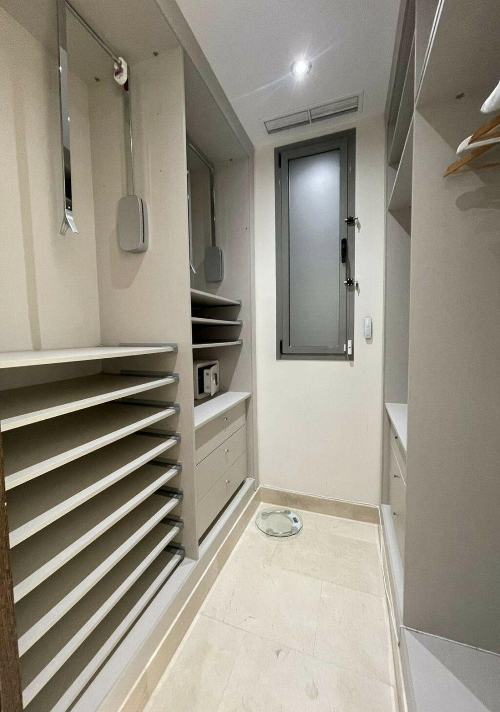 Detached Villa Benahavís Málaga - image 15