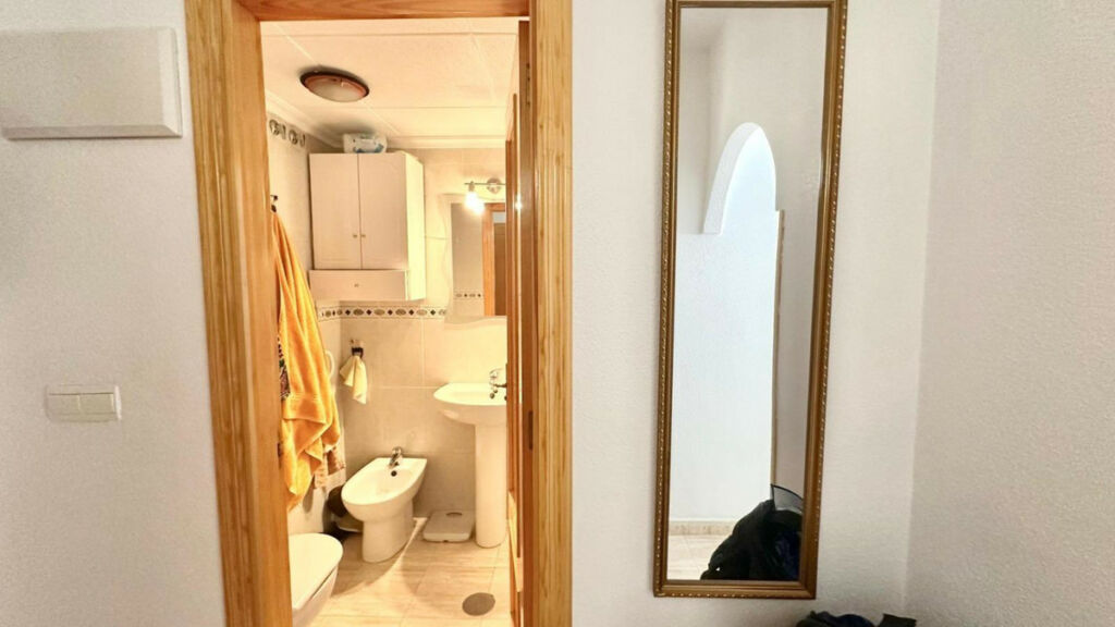 Middle Floor Apartment Playa Del Cura Alicante - image 15