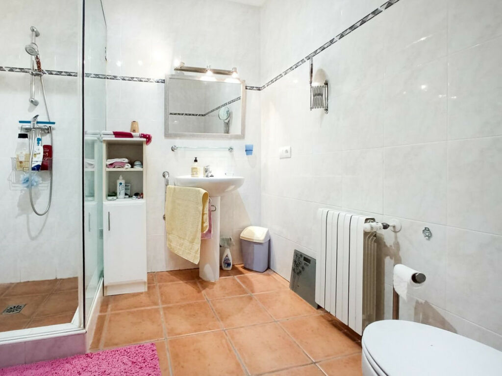 Detached Villa La Nucia Alicante - image 15