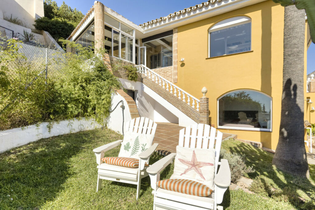 Detached Villa Torremuelle Málaga - image 15