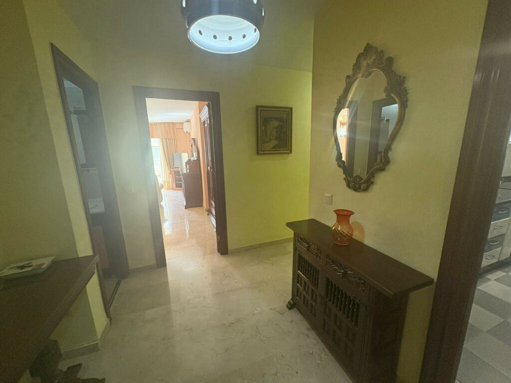 Middle Floor Apartment Benalmadena Málaga - image 15