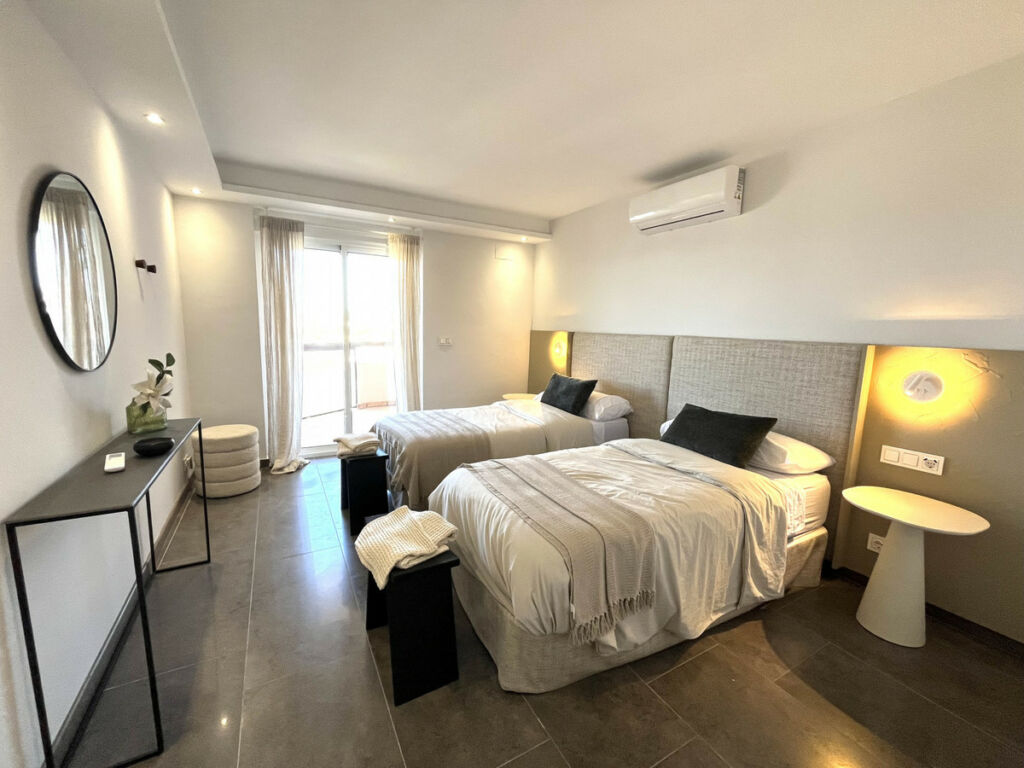 Middle Floor Apartment Torreblanca Málaga - image 15