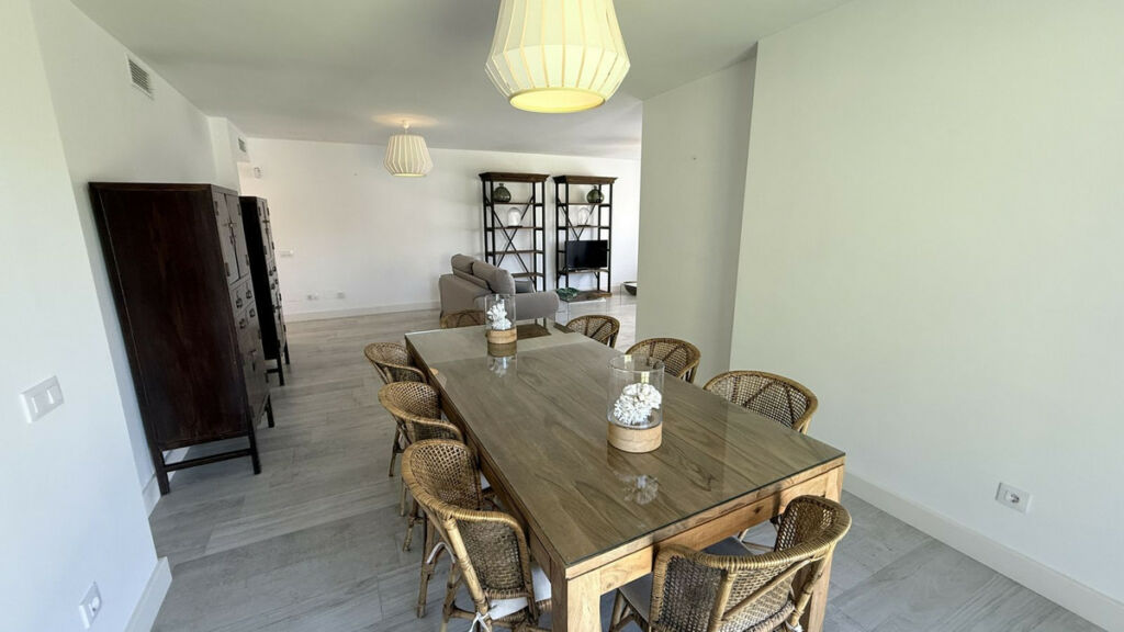 Middle Floor Apartment Guadalmina Alta Málaga - image 15