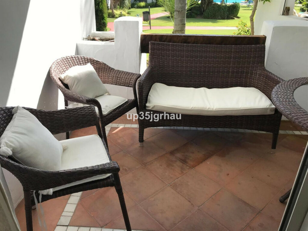 Middle Floor Apartment Estepona Málaga - image 17