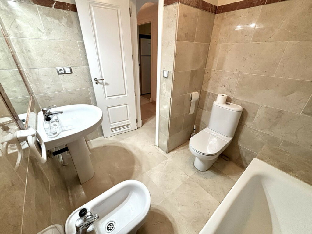 Ground Floor Apartment Estepona Málaga - image 15