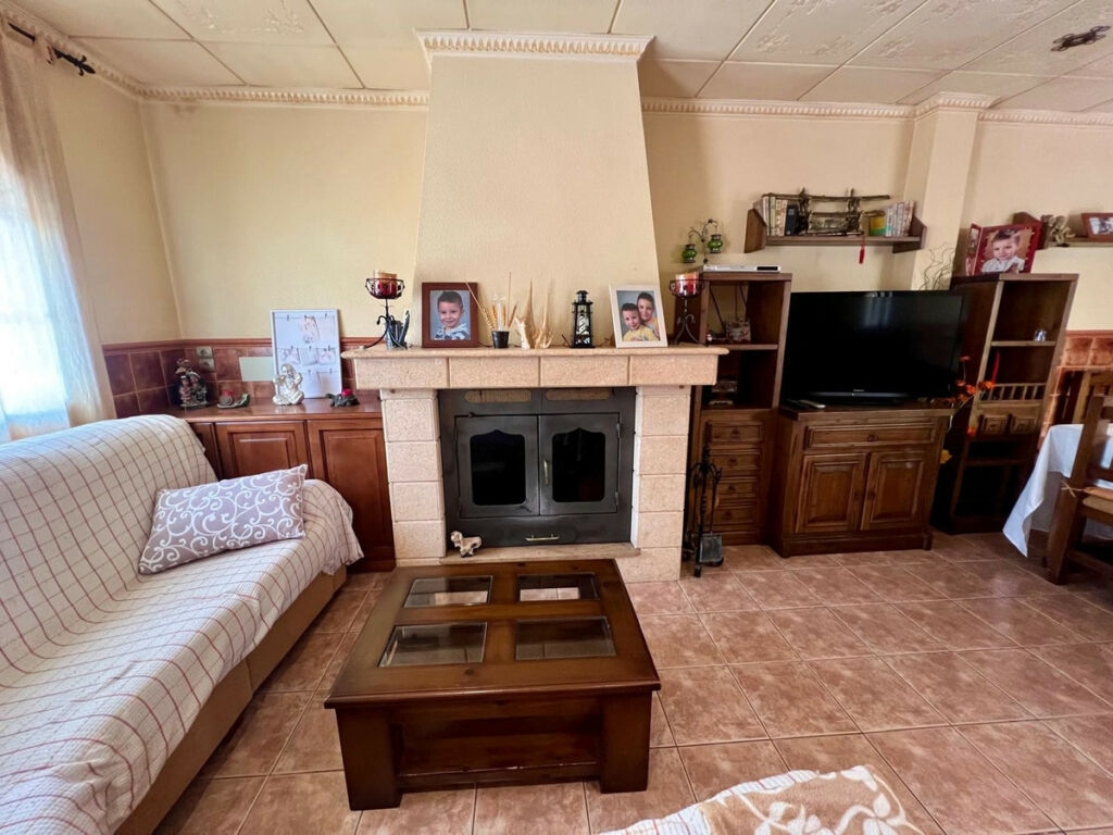 Townhouse Pinoso Alicante - image 15