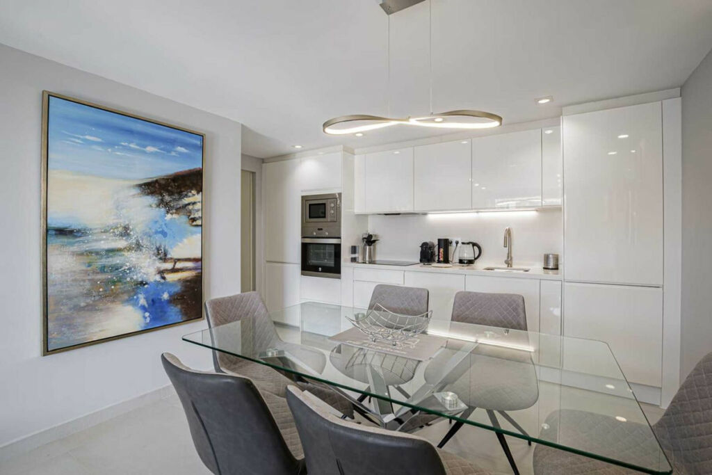 Penthouse Nueva Andalucía Málaga - image 15