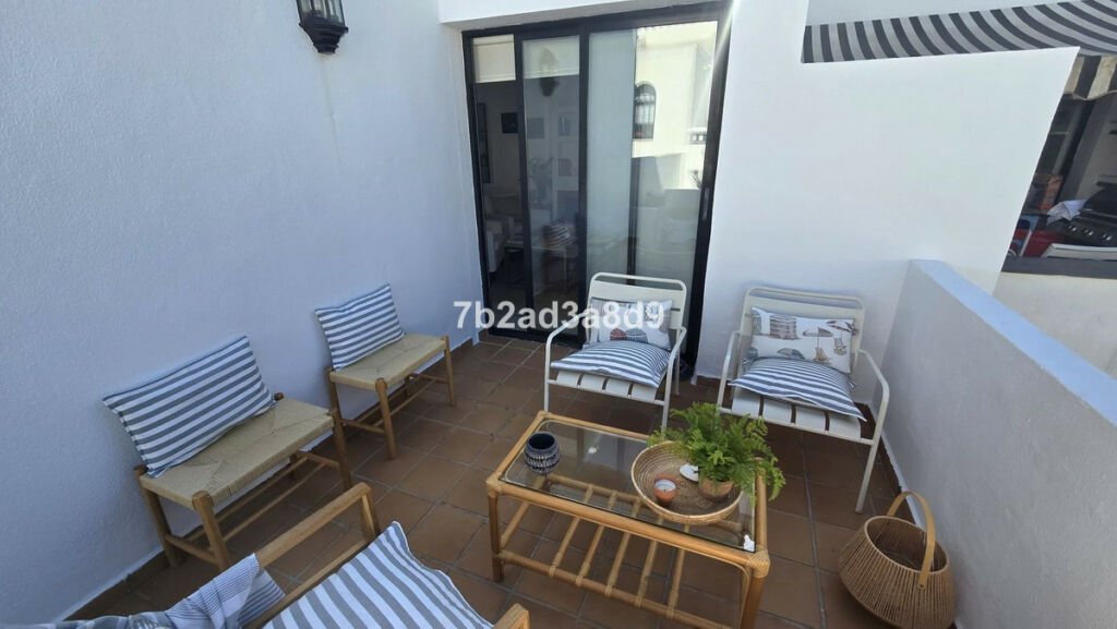 Townhouse New Golden Mile Málaga - image 15