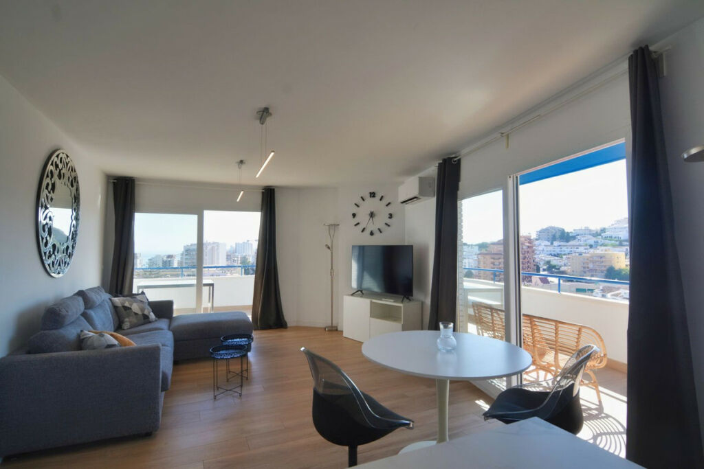 Middle Floor Apartment Torreblanca Málaga - image 15