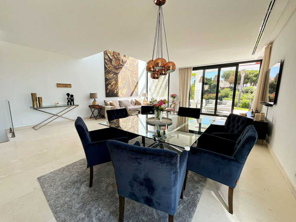 Semi-Detached House Cabopino Málaga - image 15