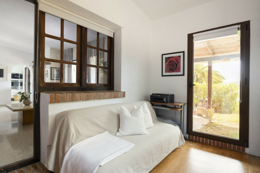 Detached Villa Cerros del Aguila Málaga - image 15
