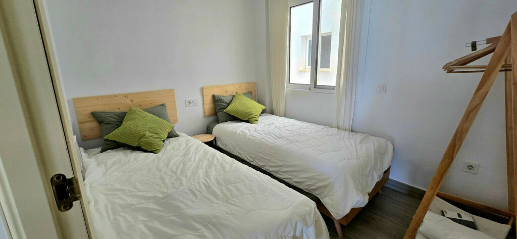 Middle Floor Apartment Fuengirola Málaga - image 15