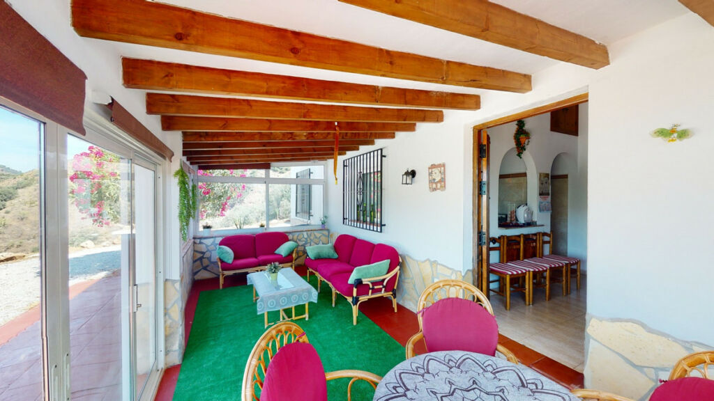 Detached Villa El Borge Málaga - image 15