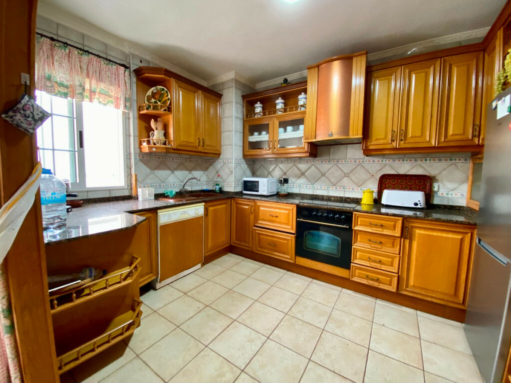 Middle Floor Apartment Playa Del Cura Alicante - image 15
